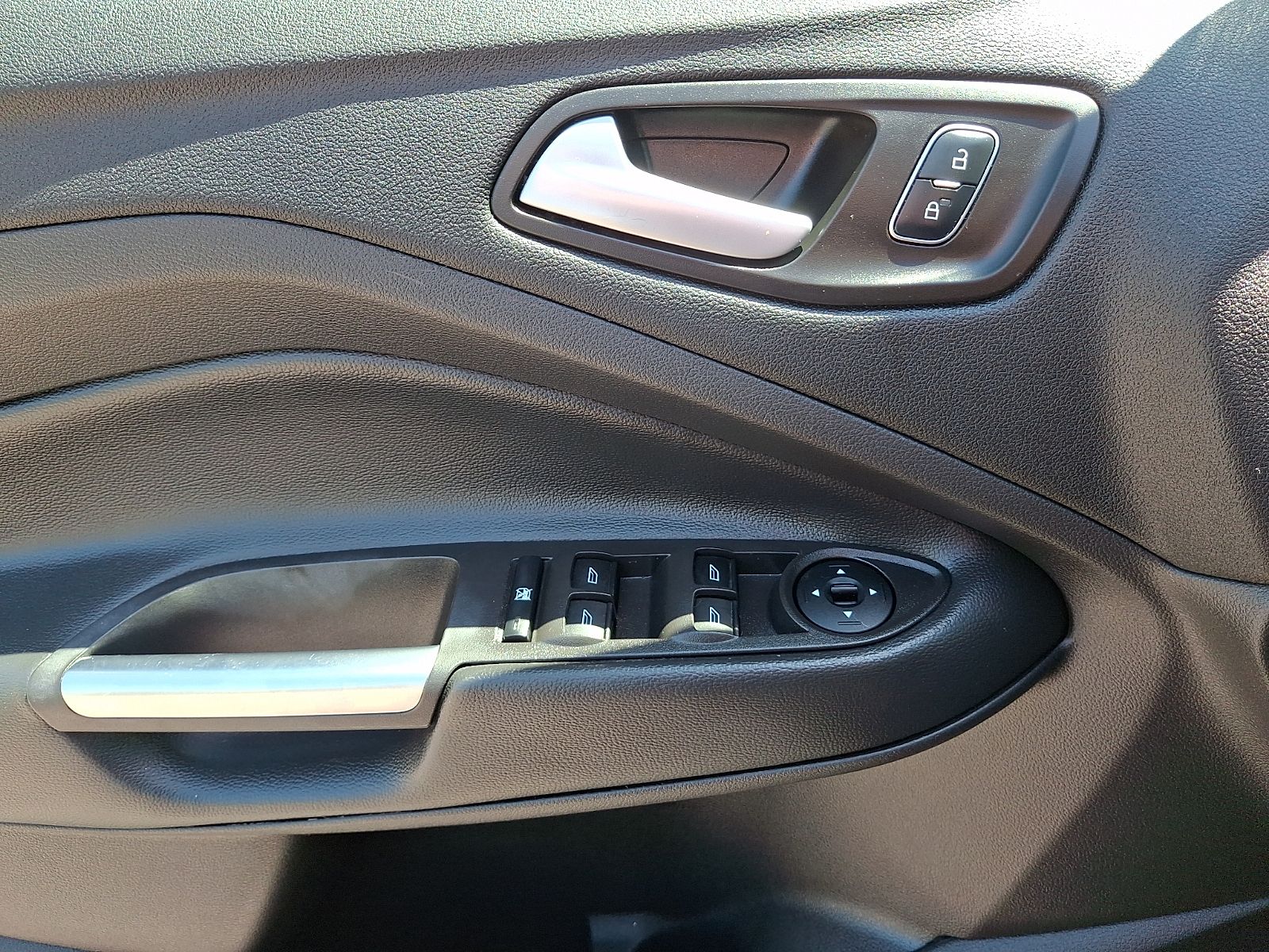 2018 Ford Escape SEL - Photo 12