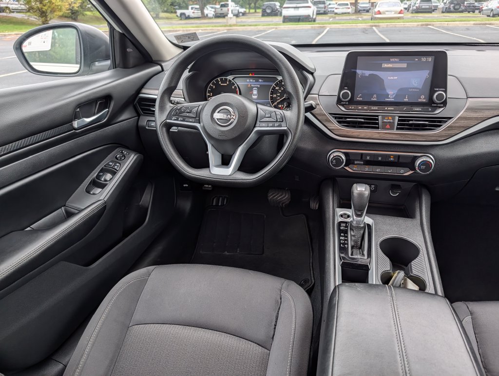 Used 2025 Nissan Altima SV