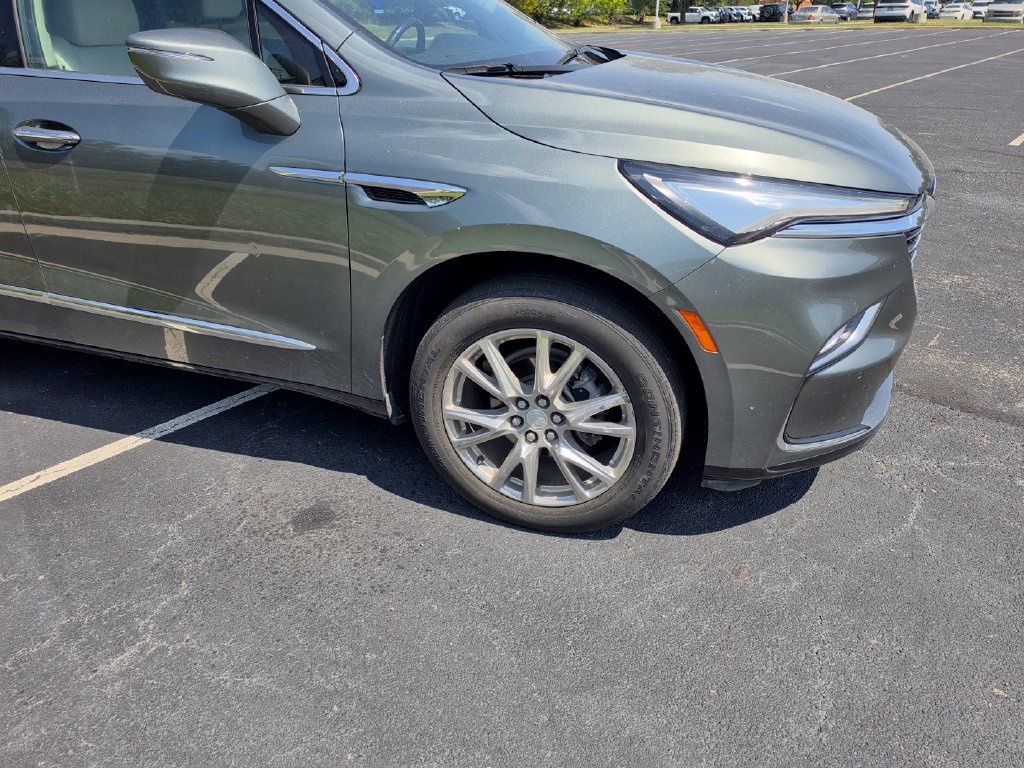 Used 2023 Buick Enclave Essence SUV