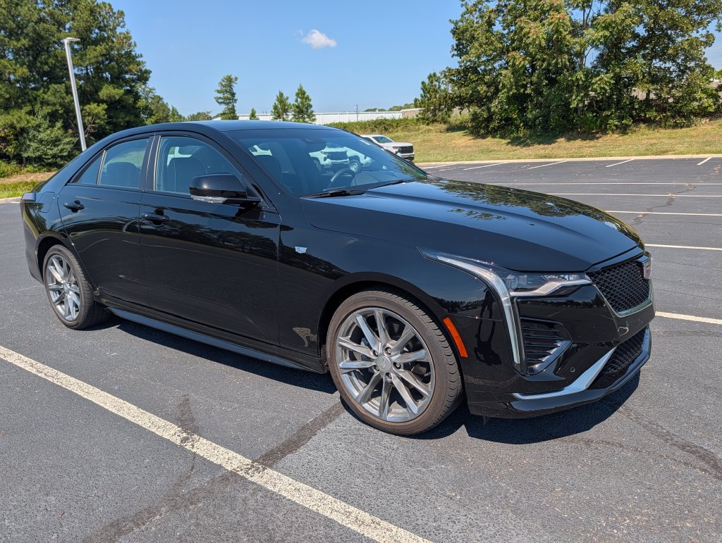 2025 Cadillac CT4