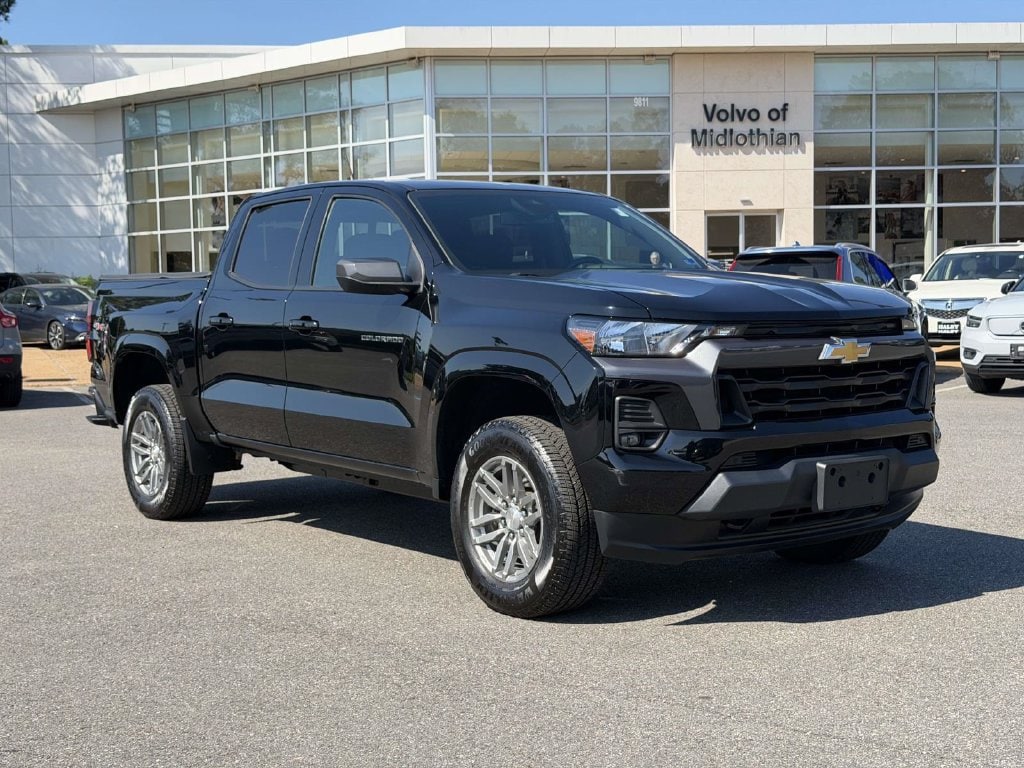 Used 2023 Chevrolet Colorado 4WD LT Truck