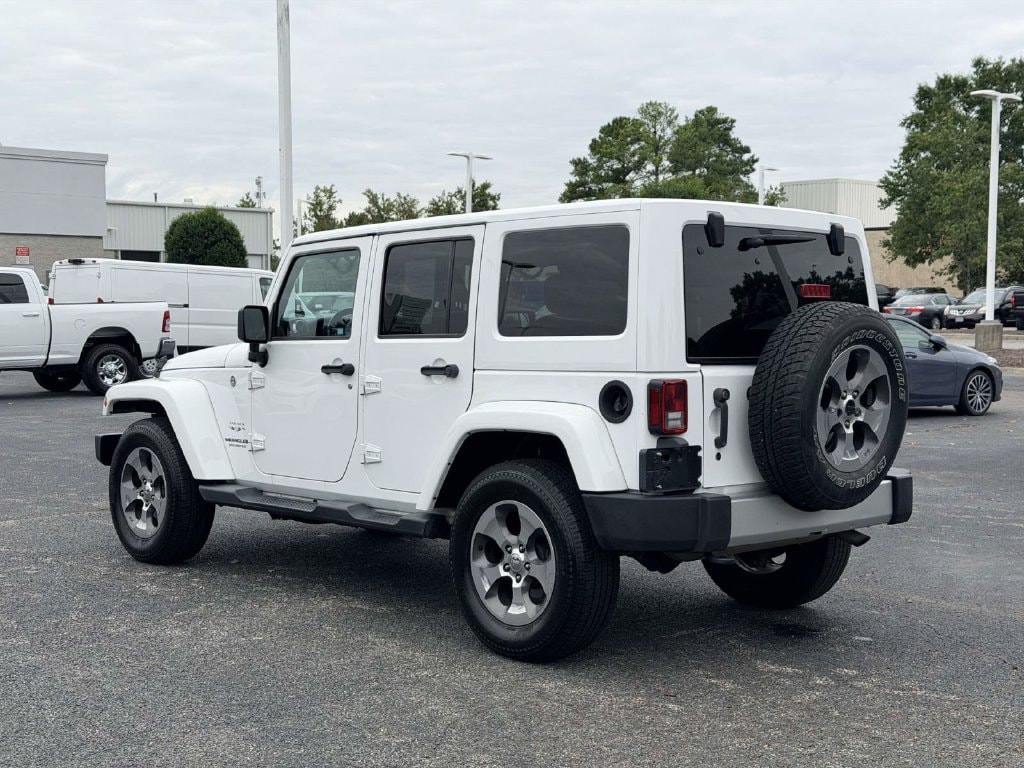 Used 2017 Jeep Wrangler Unlimited Sahara SUV