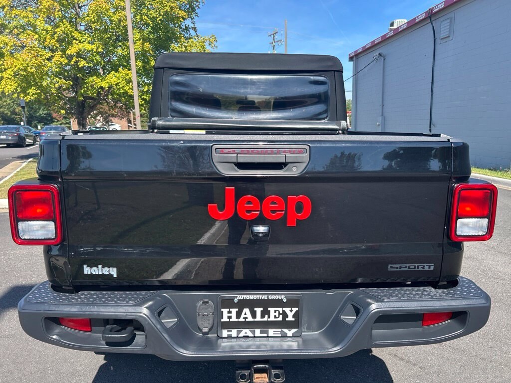 Used 2020 Jeep Gladiator Sport Truck