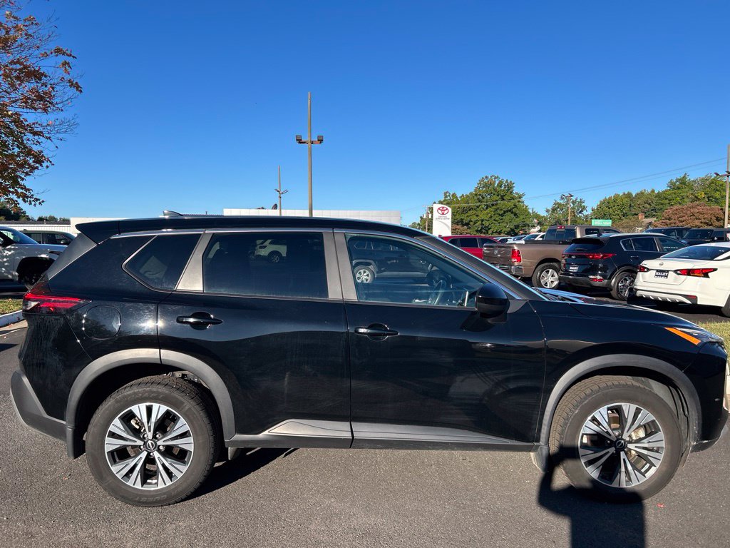 Used 2023 Nissan Rogue SV SUV