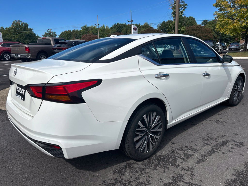 Used 2025 Nissan Altima 2.5 SV Sedan