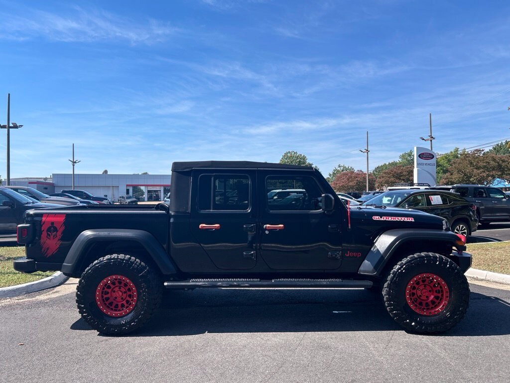 Used 2020 Jeep Gladiator Sport Truck
