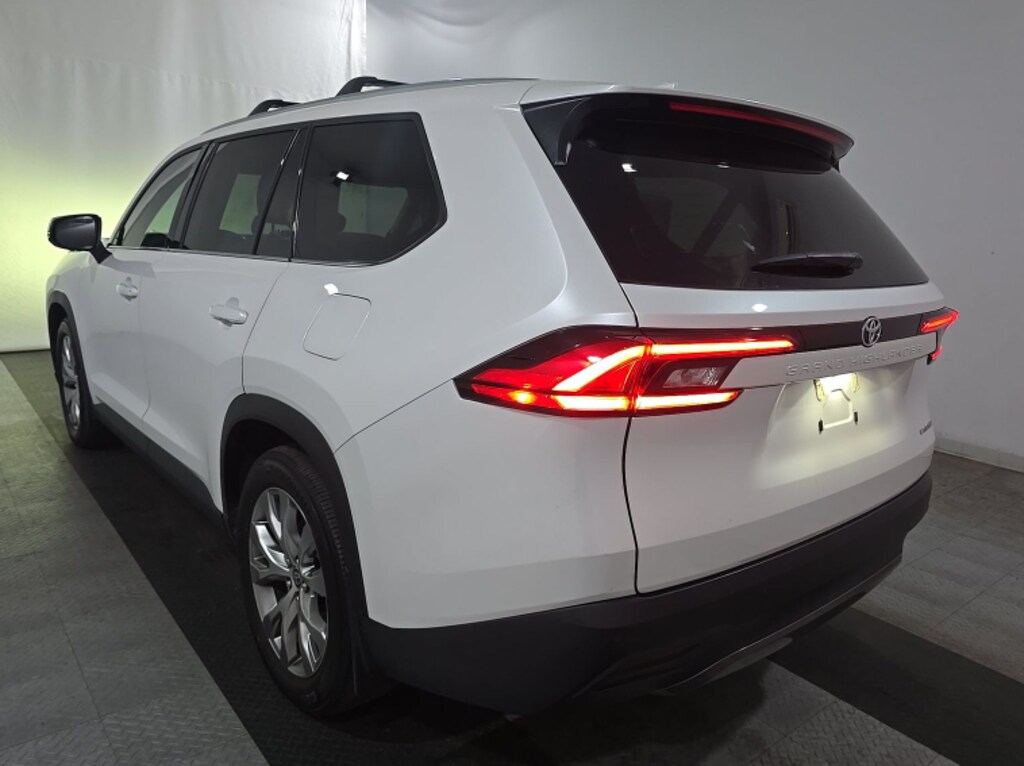 Used 2024 Toyota Grand Highlander Limited SUV