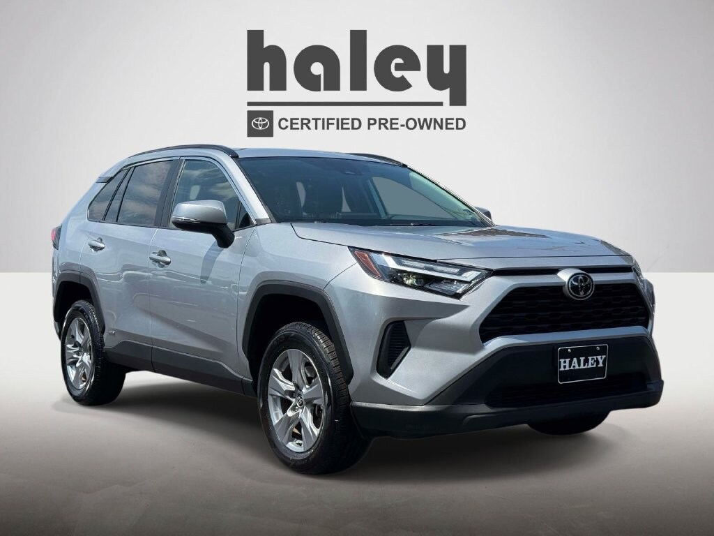 Used 2025 Toyota RAV4 Hybrid XLE SUV