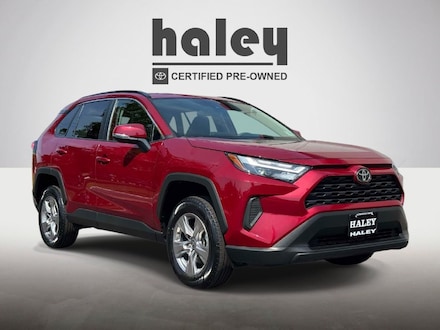 2025 Toyota RAV4 XLE SUV