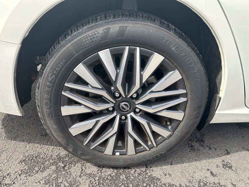 Used 2025 Nissan Altima 2.5 SV Sedan