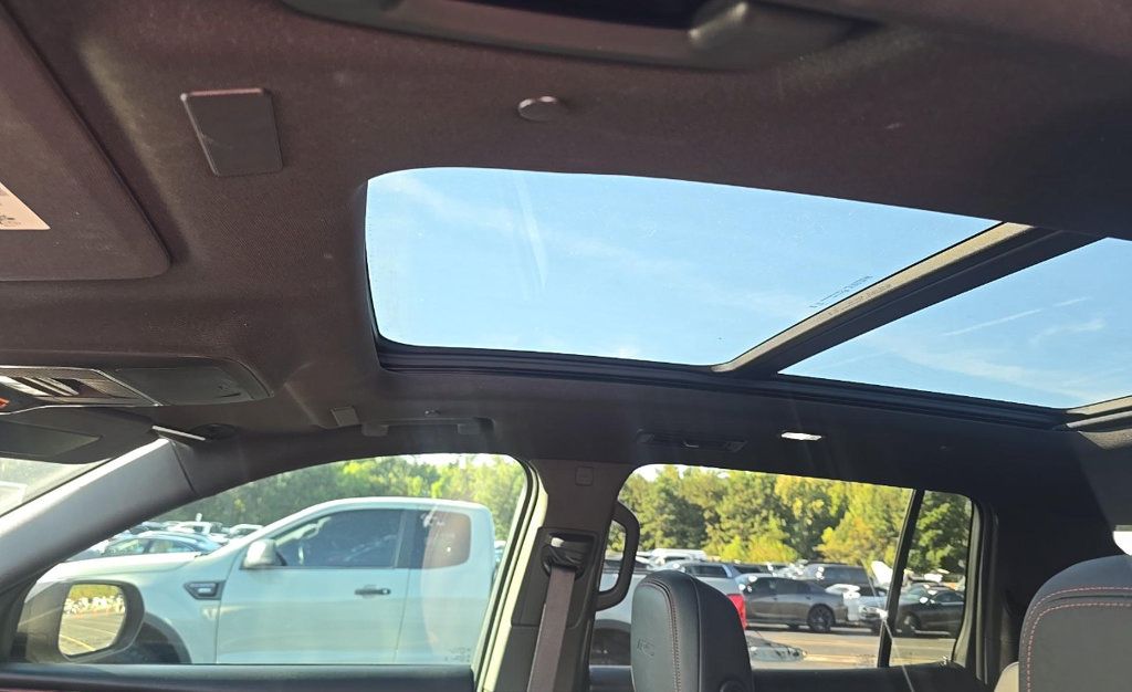Used 2024 Chevrolet Traverse RS SUV