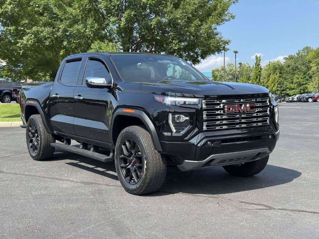 Used 2023 GMC Canyon 4WD Denali Truck