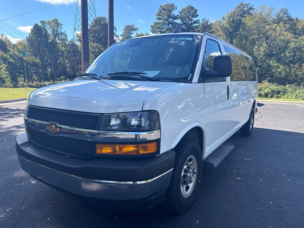 2025 Chevrolet Express Passenger