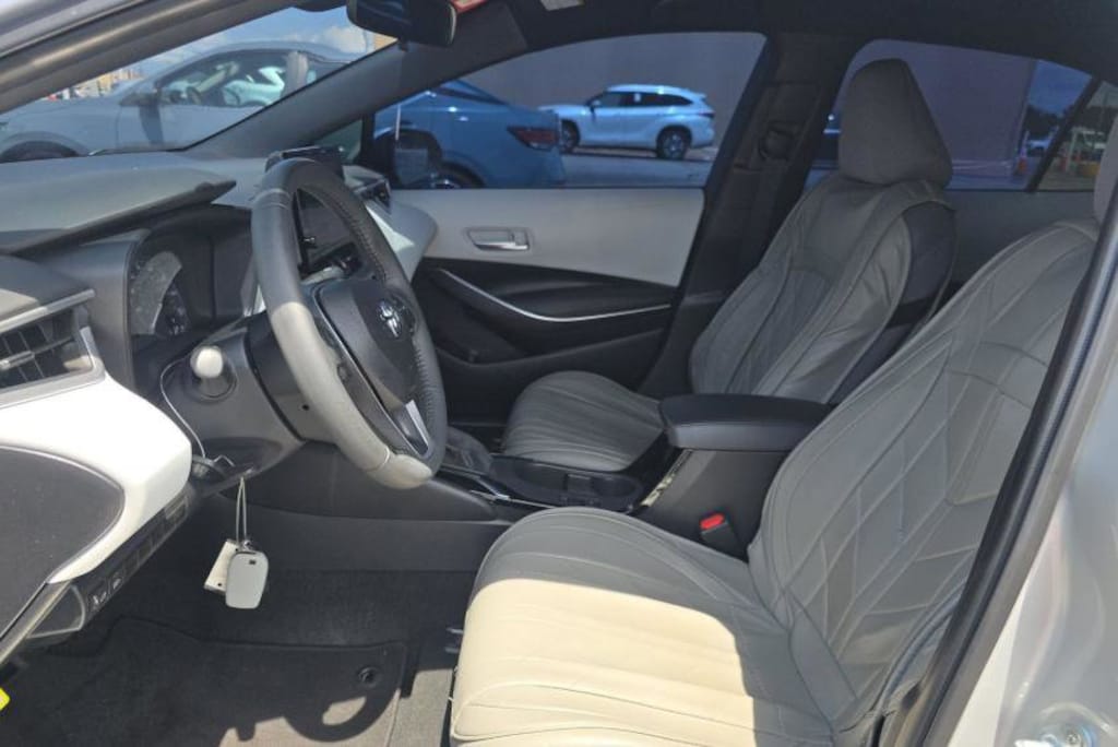 Used 2024 Toyota Corolla SE Sedan