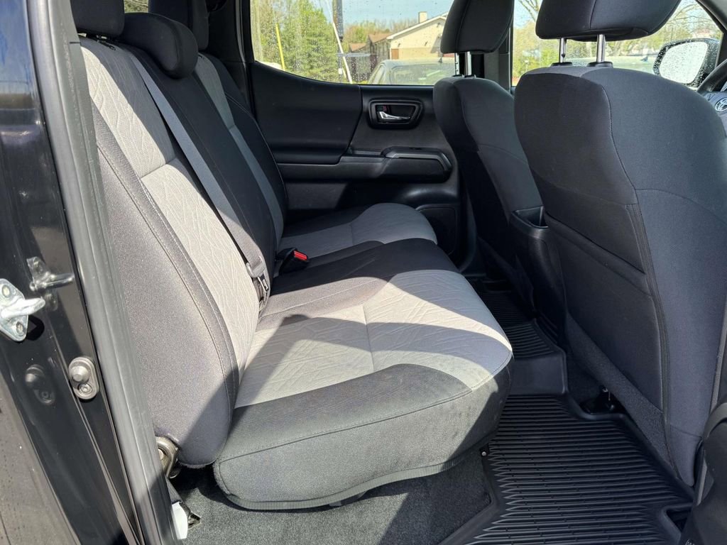 2023 Toyota Tacoma TRD Sport - Photo 15