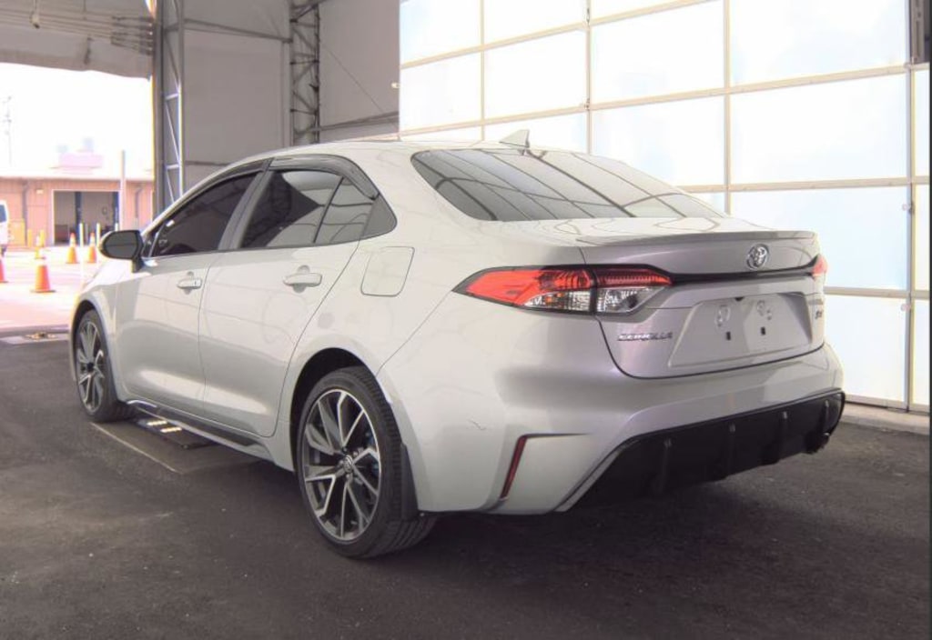 Used 2024 Toyota Corolla SE Sedan