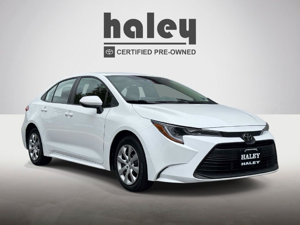 Used 2025 Toyota Corolla LE Sedan