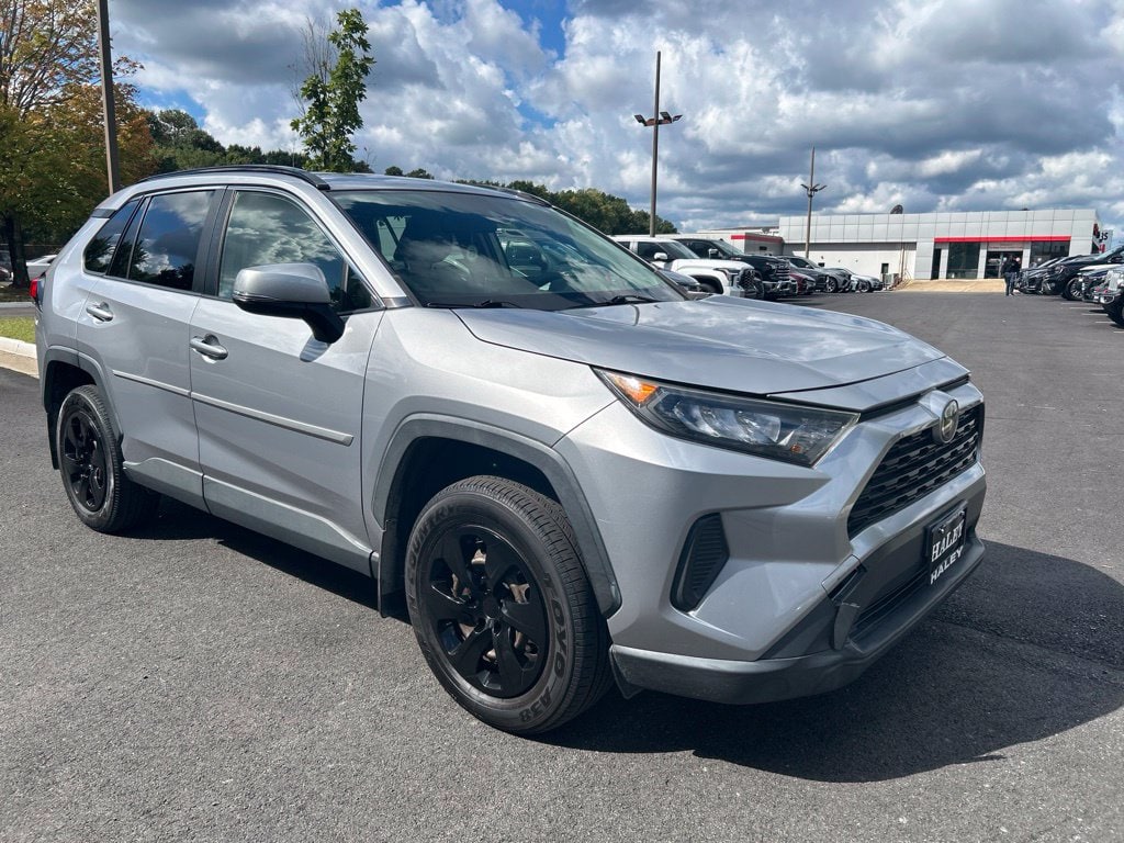 Used 2019 Toyota RAV4 LE SUV