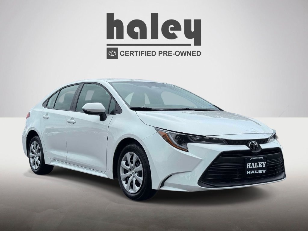 Used 2025 Toyota Corolla LE Sedan