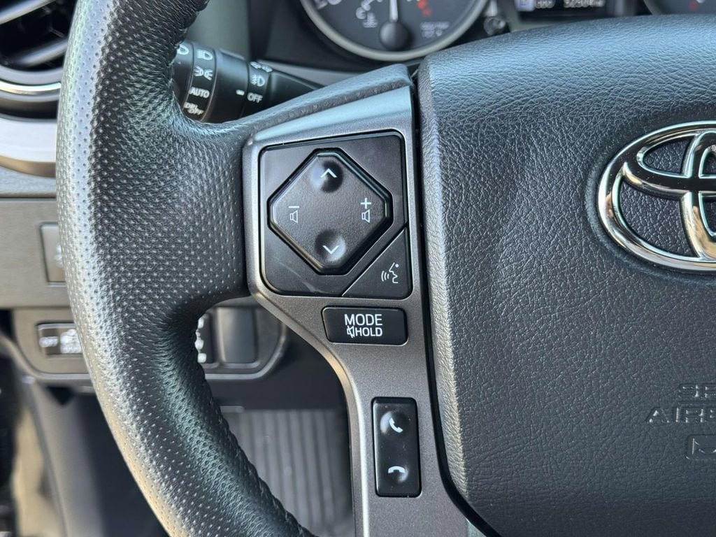 2023 Toyota Tacoma TRD Sport - Photo 11