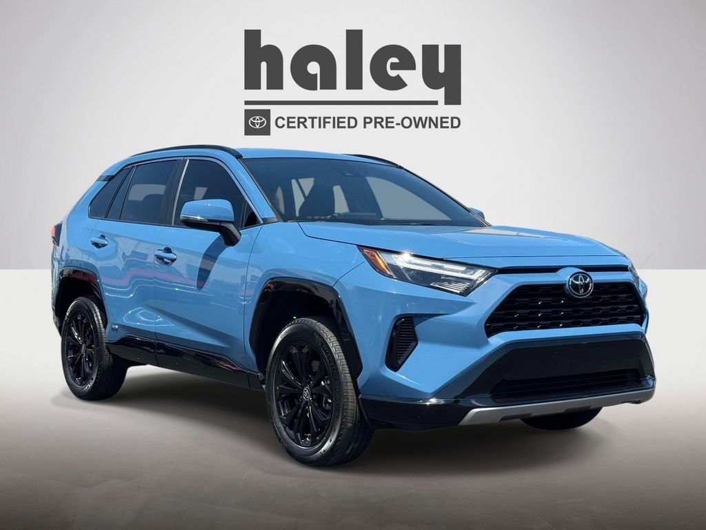 Used 2025 Toyota RAV4 SE SUV
