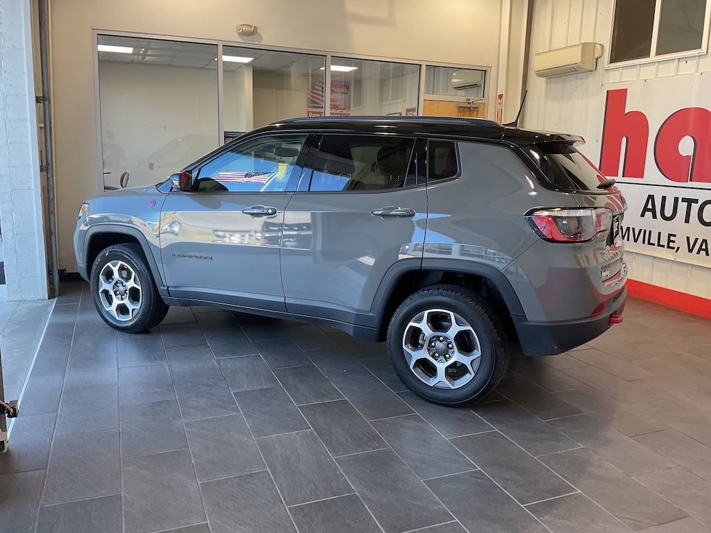 Used 2022 Jeep Compass Trailhawk SUV
