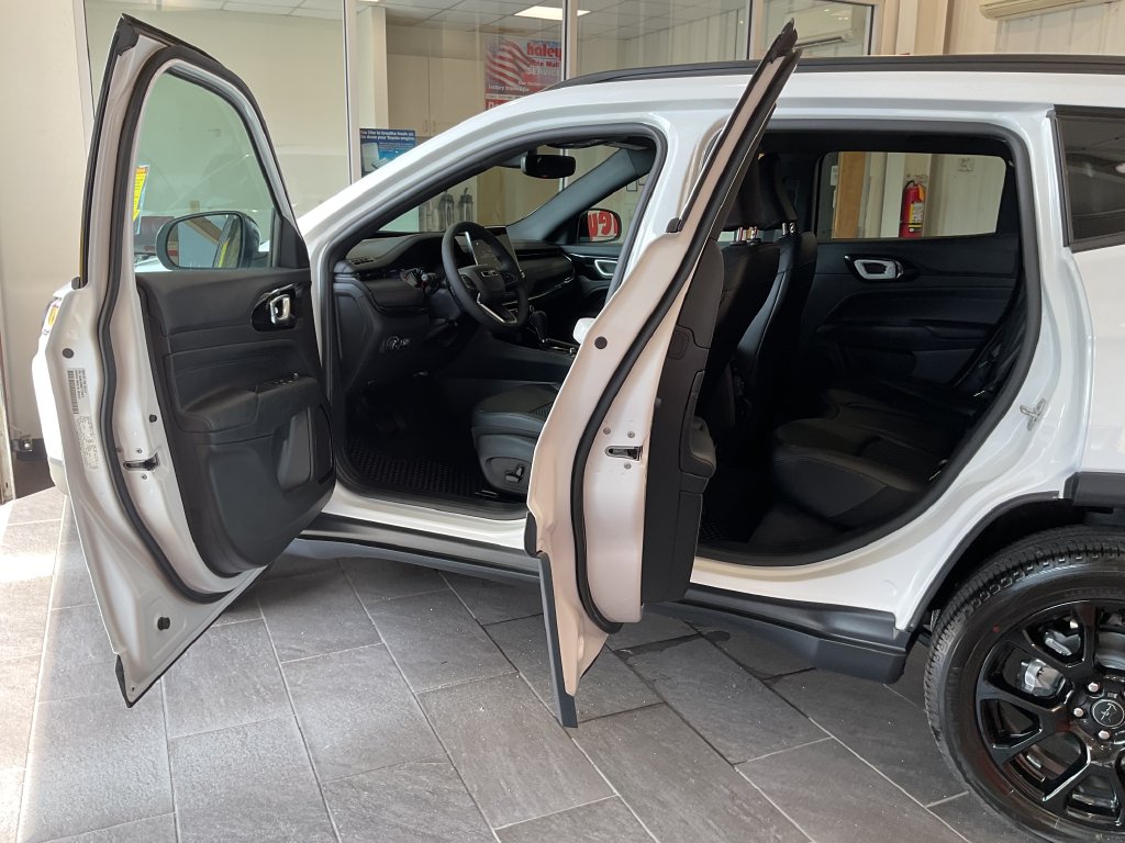 2026 Jeep Compass Latitude Altitude - Photo 11