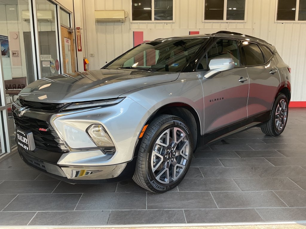 Used 2025 Chevrolet Blazer RS SUV