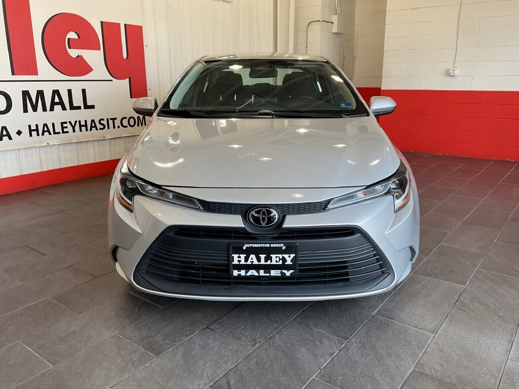 Used 2025 Toyota Corolla LE Sedan