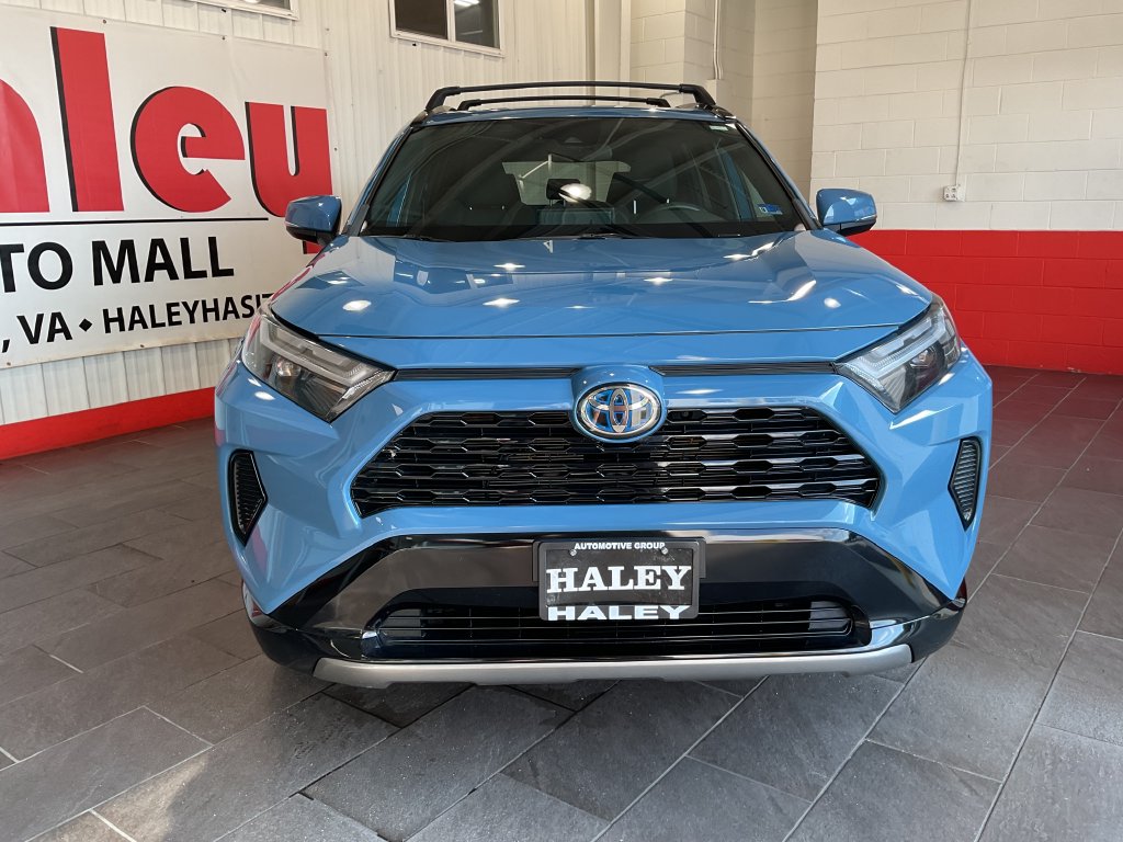 Used 2022 Toyota RAV4 Hybrid SE SUV