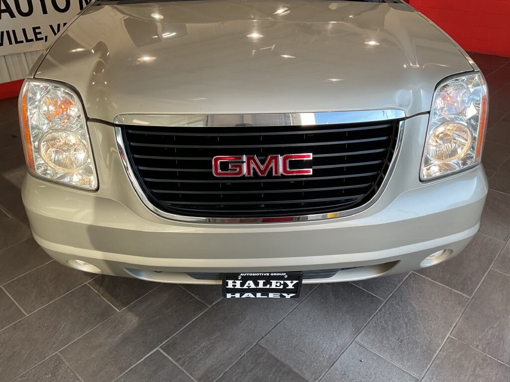 Used 2014 GMC Yukon XL SLT 1500 SUV
