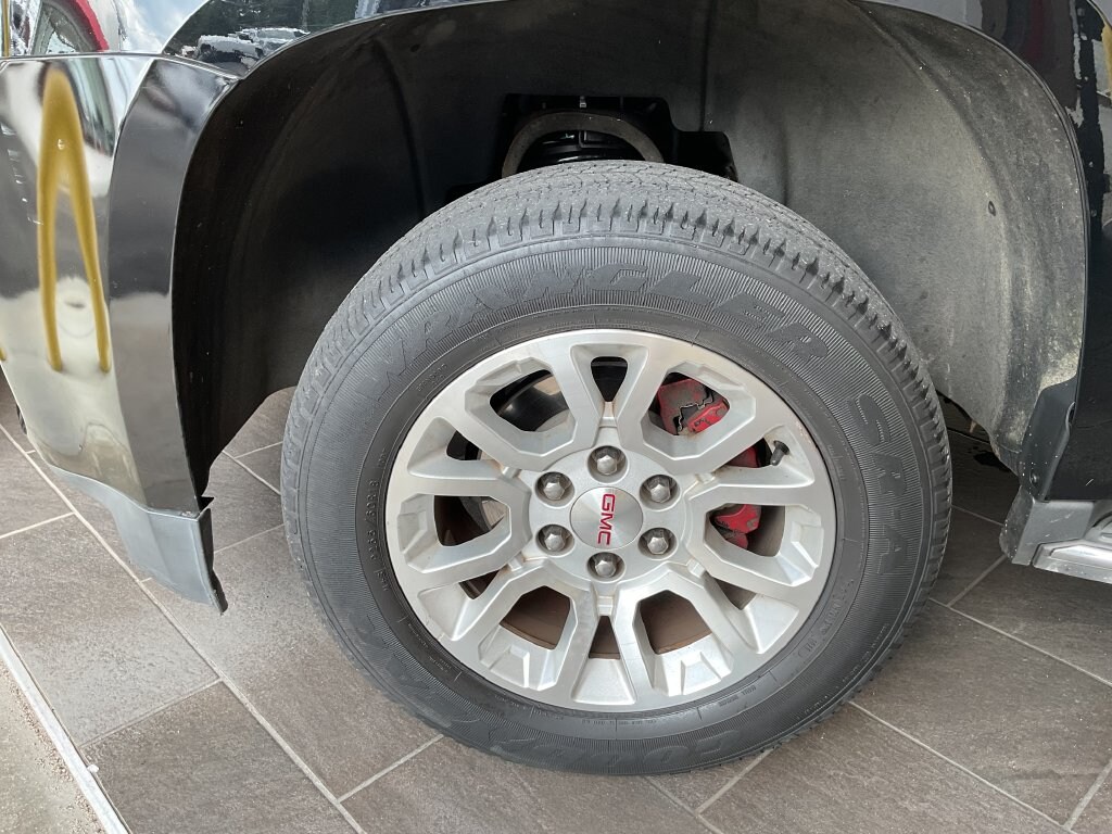 Used 2015 GMC Yukon XL SLT 1500 SUV
