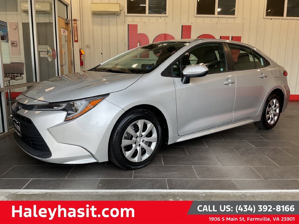 Used 2025 Toyota Corolla LE Sedan