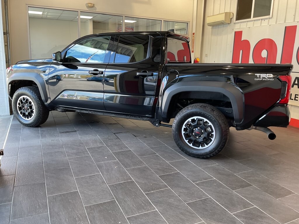 Used 2025 Toyota Tacoma TRD Off-Road Truck