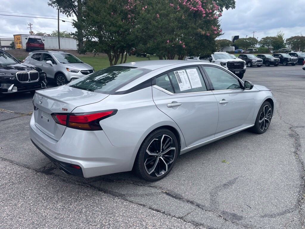 Used 2024 Nissan Altima 2.5 SR Sedan