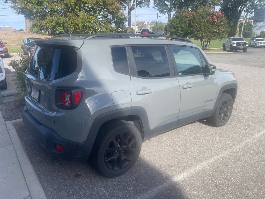 Used 2022 Jeep Renegade Altitude SUV