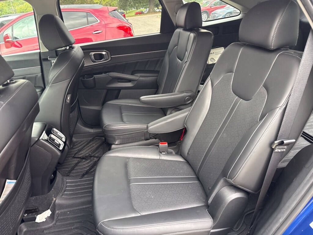 Used 2023 Kia Sorento SX SUV