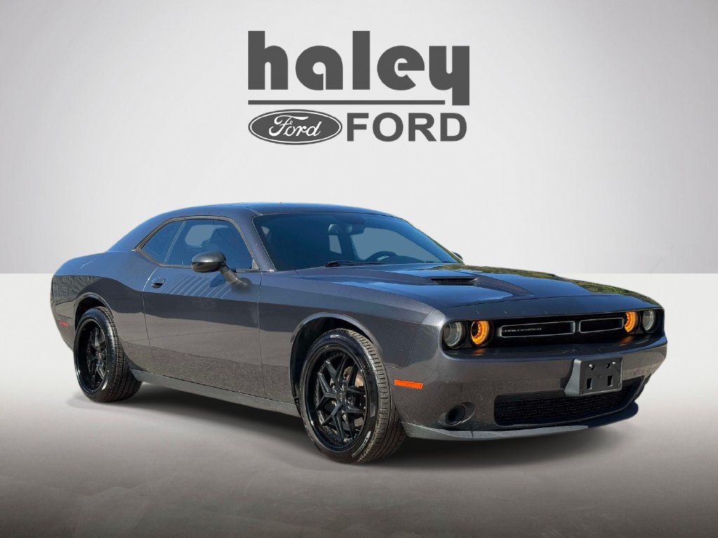 2016 Dodge Challenger SXT