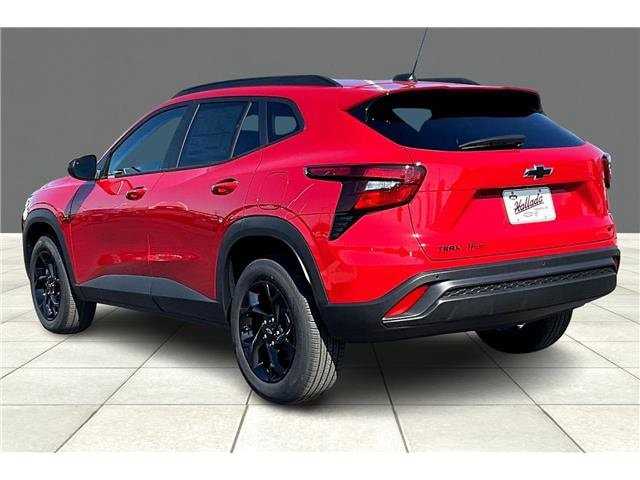 2026 Chevrolet Trax LT - Photo 3