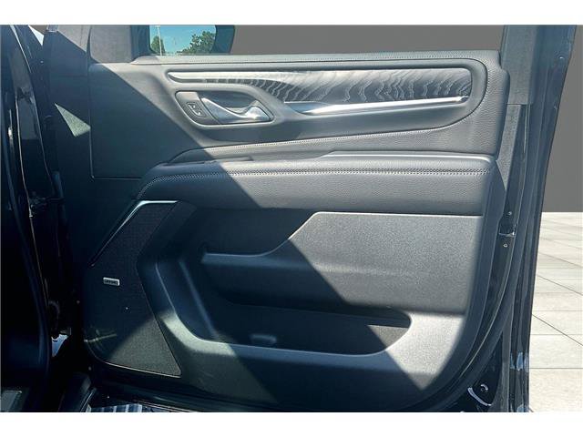 2024 GMC Yukon Denali - Photo 21