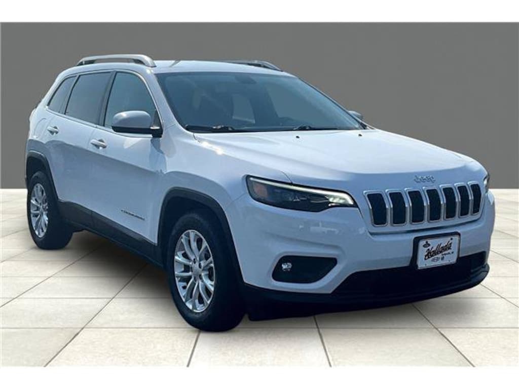 Used 2019 Jeep Cherokee Latitude FWD SUV