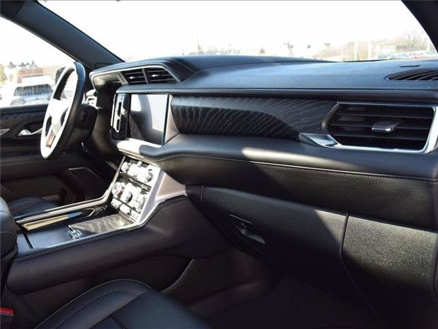 2024 GMC Yukon Denali - Photo 27