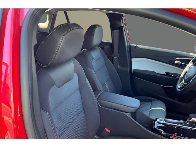 2026 Chevrolet Trax LT - Photo 11