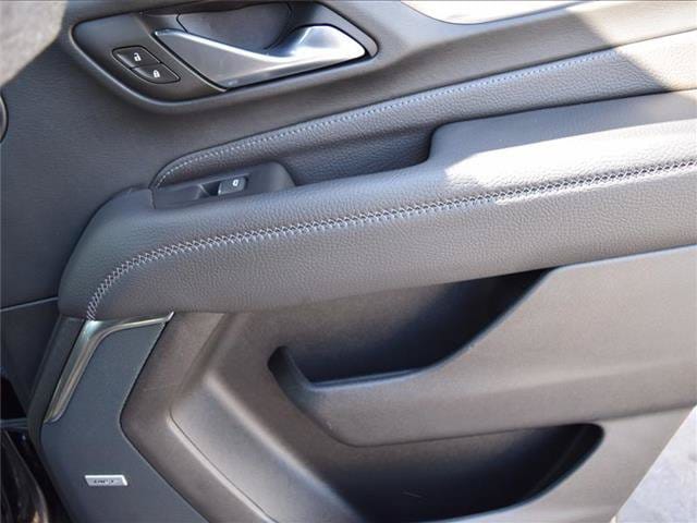 2024 GMC Yukon Denali - Photo 35