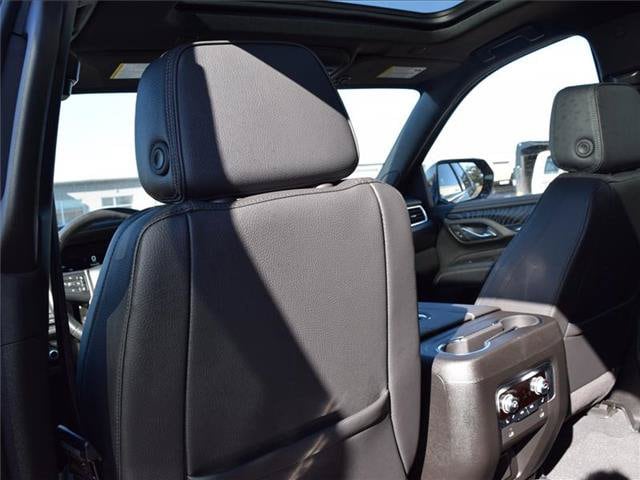 2024 GMC Yukon Denali - Photo 30