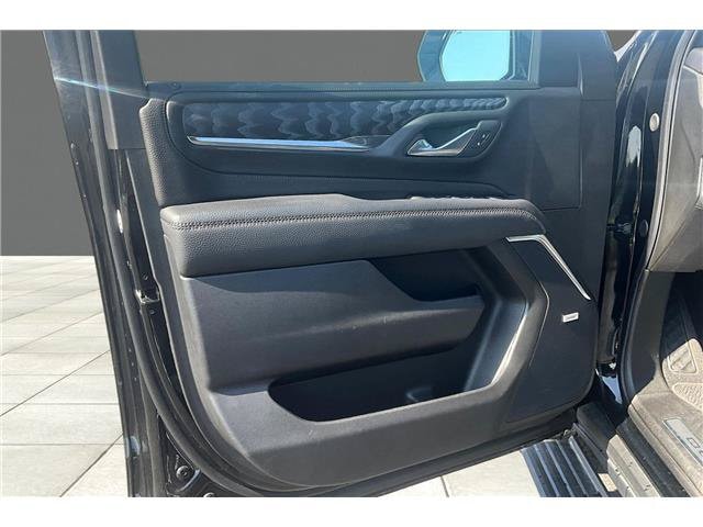 2024 GMC Yukon Denali - Photo 15