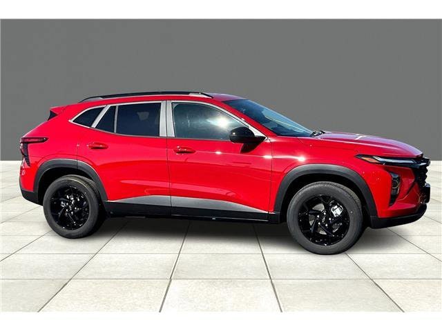 2026 Chevrolet Trax LT - Photo 2