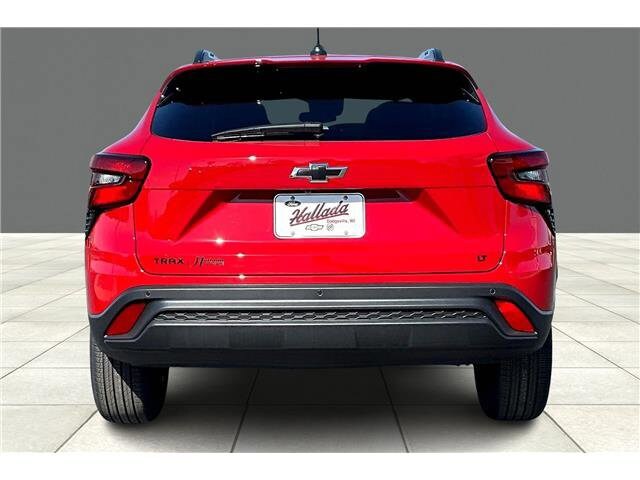 2026 Chevrolet Trax LT - Photo 4