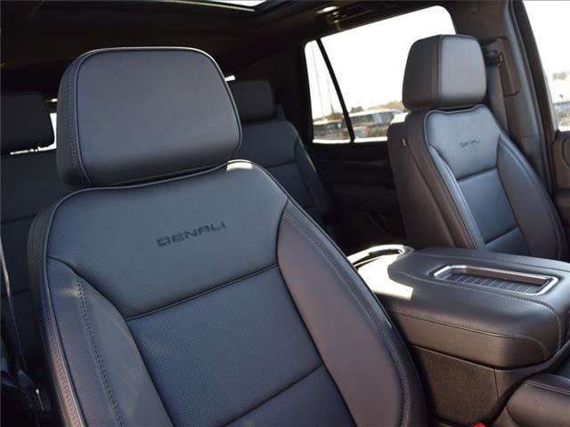 2024 GMC Yukon Denali - Photo 28