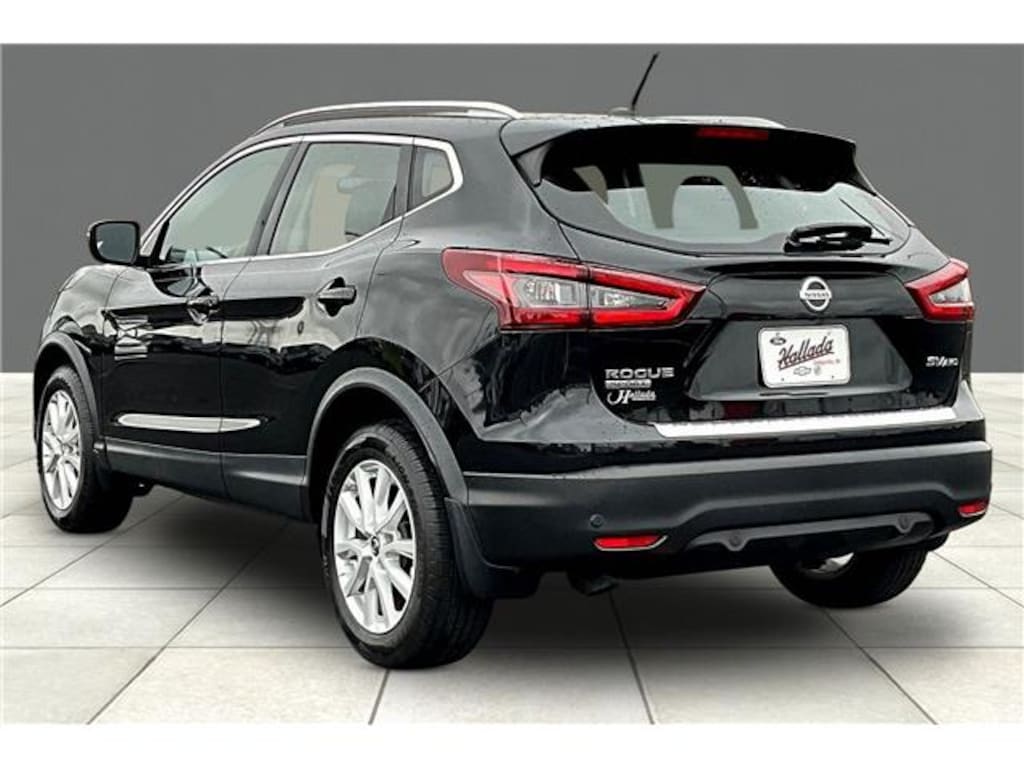 Used 2021 Nissan Rogue Sport SV SUV